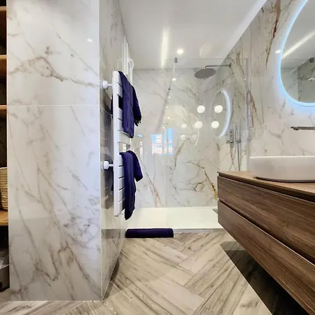 Le Guillabert - T4 En Plein Centre Apartment Antibes