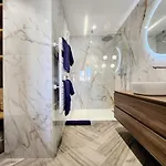 Le Guillabert - T4 En Plein Centre Apartment Antibes